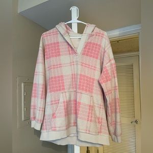 aerie sweater/hoodie